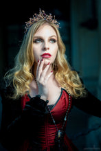 Load image into Gallery viewer, Kissable Feminine Outgoing Diadem