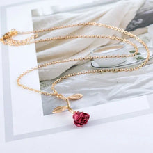 Load image into Gallery viewer, Beauty & The Rose Necklace