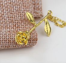 Load image into Gallery viewer, Beauty & The Rose Necklace