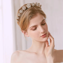 Load image into Gallery viewer, Beautifully Sparkly Princess Tiara