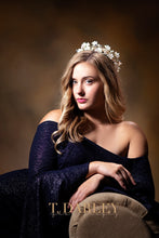Load image into Gallery viewer, Charming Decorative Flower Crown