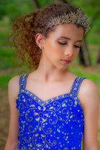 Load image into Gallery viewer, Benevolent White Witch Tiara