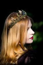 Load image into Gallery viewer, Otherworldly Angelic Fairytale Tiara