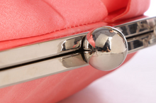 Load image into Gallery viewer, Blooming Regal Rose Purse
