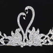 Load image into Gallery viewer, Magnificent Silver Swan Crown