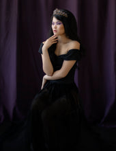 Load image into Gallery viewer, Black Magic Vintage Tiara