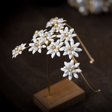 Load image into Gallery viewer, Peaceful Wild Daisy Tiara