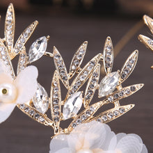 Load image into Gallery viewer, Breathtaking Floral Waterdrop Tiara