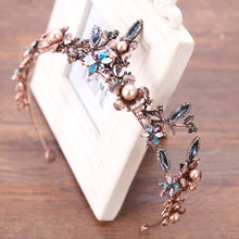 Load image into Gallery viewer, Chic Bronze Leaf Diadem