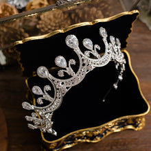Load image into Gallery viewer, Impeccable Luxurious Royal Tiara