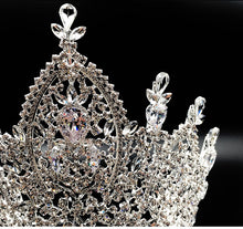 Load image into Gallery viewer, Bursting Imperial Dazzling Crown