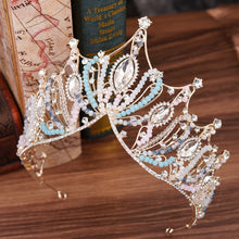 Load image into Gallery viewer, Kissable Feminine Outgoing Diadem