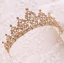 Load image into Gallery viewer, Jovial Darling Princess Tiara