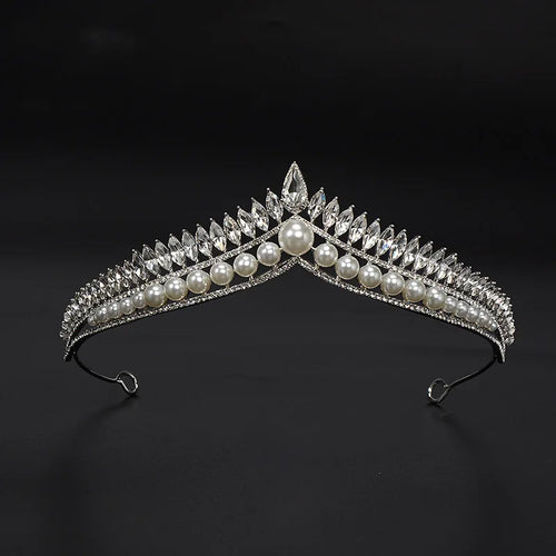 Aristocratic Elegant Pearl Tiara