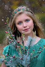 Load image into Gallery viewer, Beguiling Green Crystal Crown