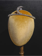 Load image into Gallery viewer, Crescent Moon, North Star Diadem