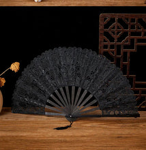 Load image into Gallery viewer, Tasteful Vintage Lace Folding Fan