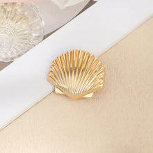 Load image into Gallery viewer, Sea Witch Starfish Shell Clips