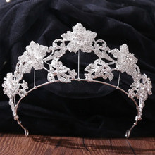 Load image into Gallery viewer, Antique Flowering Crystal Tiara