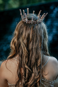 Daring Elegant Vintage Crown