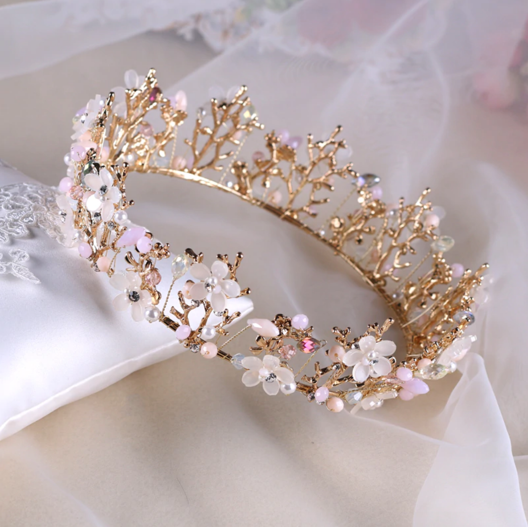 Charming Decorative Flower Crown – FairytaleCreators