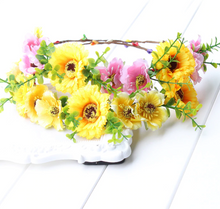 Load image into Gallery viewer, Terrific Happy Sunflower Wreath
