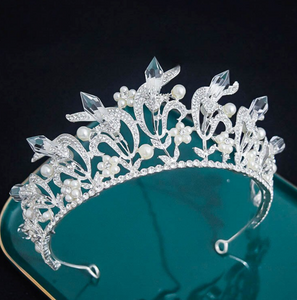 Open-Hearted Snow Queen Crown