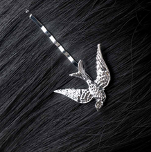 Load image into Gallery viewer, Soaring Gold/Silver Bird Hairpieces