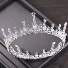 Load image into Gallery viewer, Exquisite Royal Vintage Silver Crown