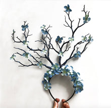 Load image into Gallery viewer, Spellbinding Tree Branch Headpiece