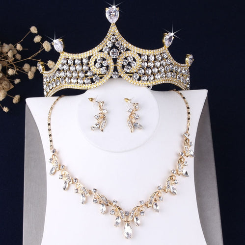 Elegant Classic Crown Set
