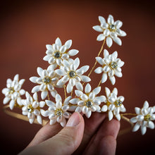 Load image into Gallery viewer, Peaceful Wild Daisy Tiara