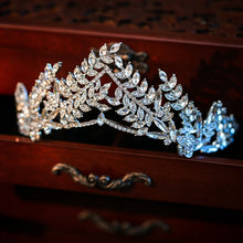 Load image into Gallery viewer, Sparkle Masterful Goddess Tiara