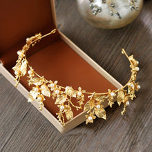 Load image into Gallery viewer, Lovely Gold Leaf Tiara