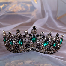 Load image into Gallery viewer, Gorgeous European Crystal Tiara