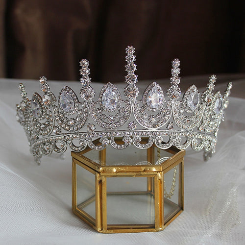 Magnetic Noble Pageant Tiara